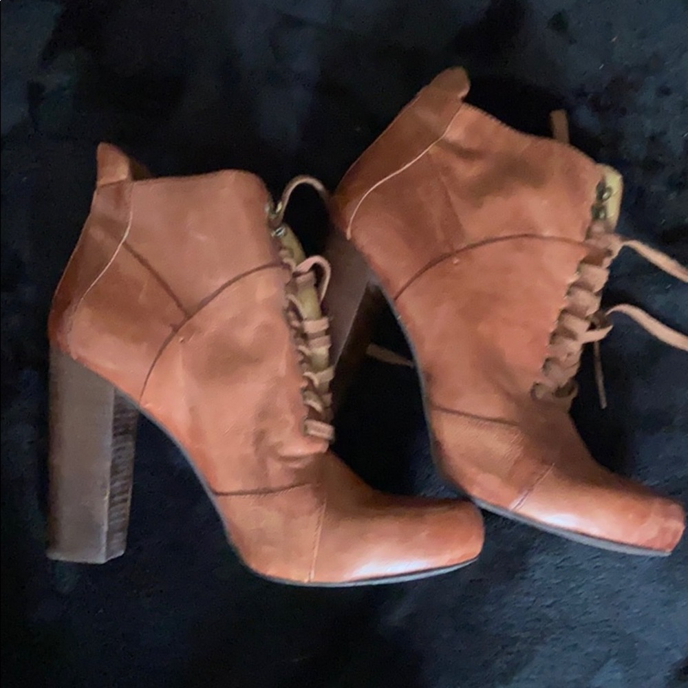 Nine West heeled ankle boots